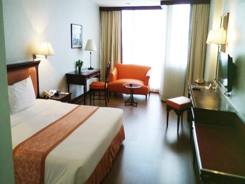 Tai Pan Hotel - Sha Plus Certified Bangkok Eksteriør billede