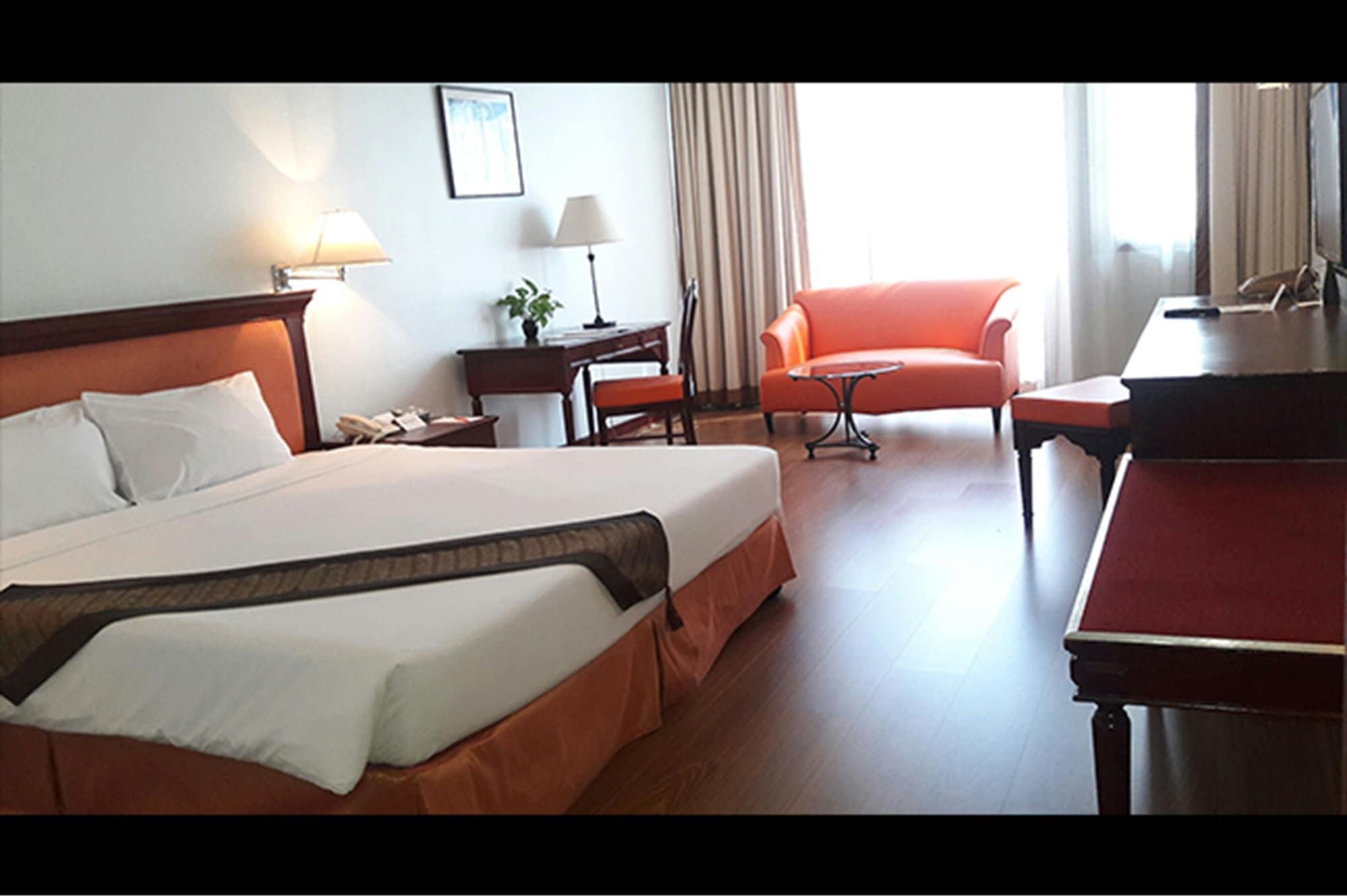 Tai Pan Hotel - Sha Plus Certified Bangkok Eksteriør billede